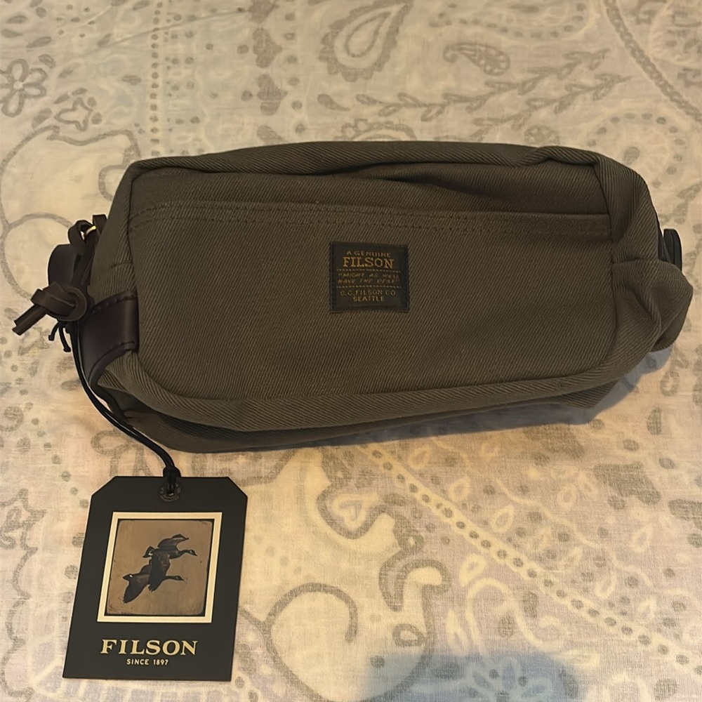 NEW Filson Rugged Twill Travel Kit Otter Green